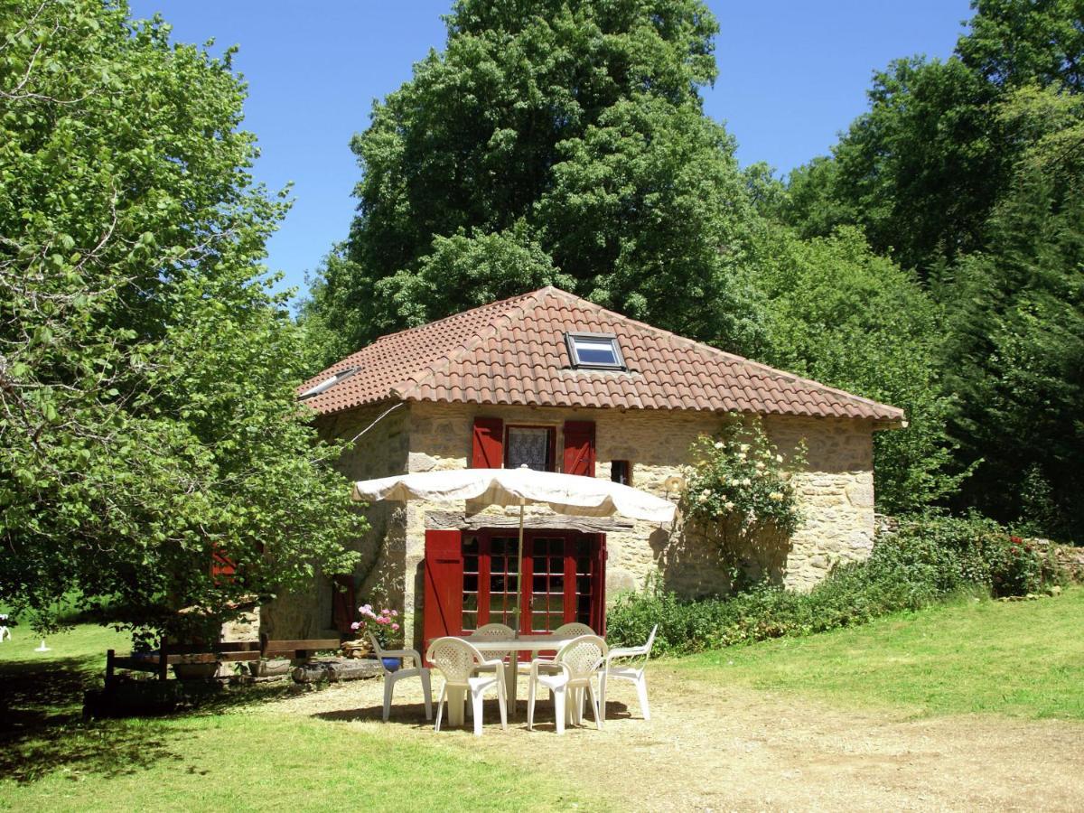 Refined Holiday Home in Villefranche Du Perigord with Garden Exterior foto