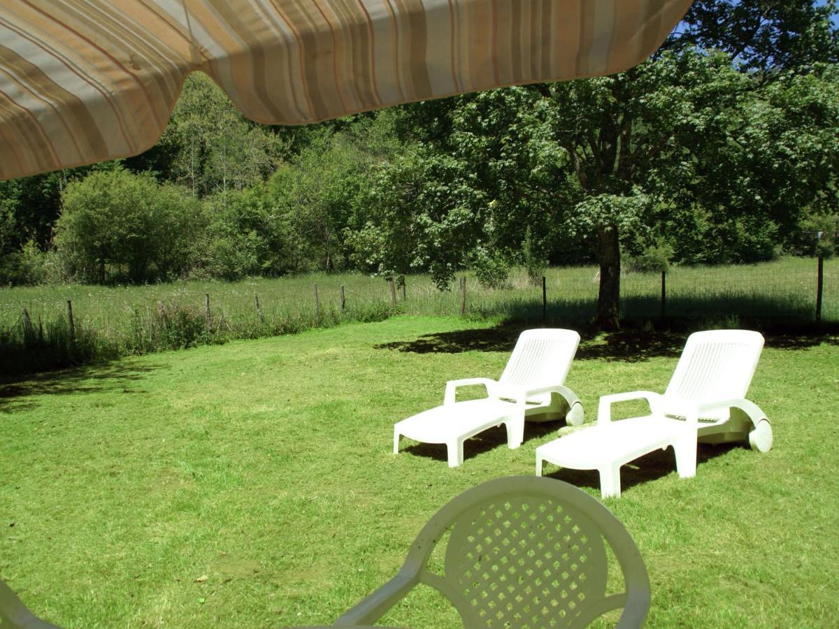 Refined Holiday Home in Villefranche Du Perigord with Garden Exterior foto