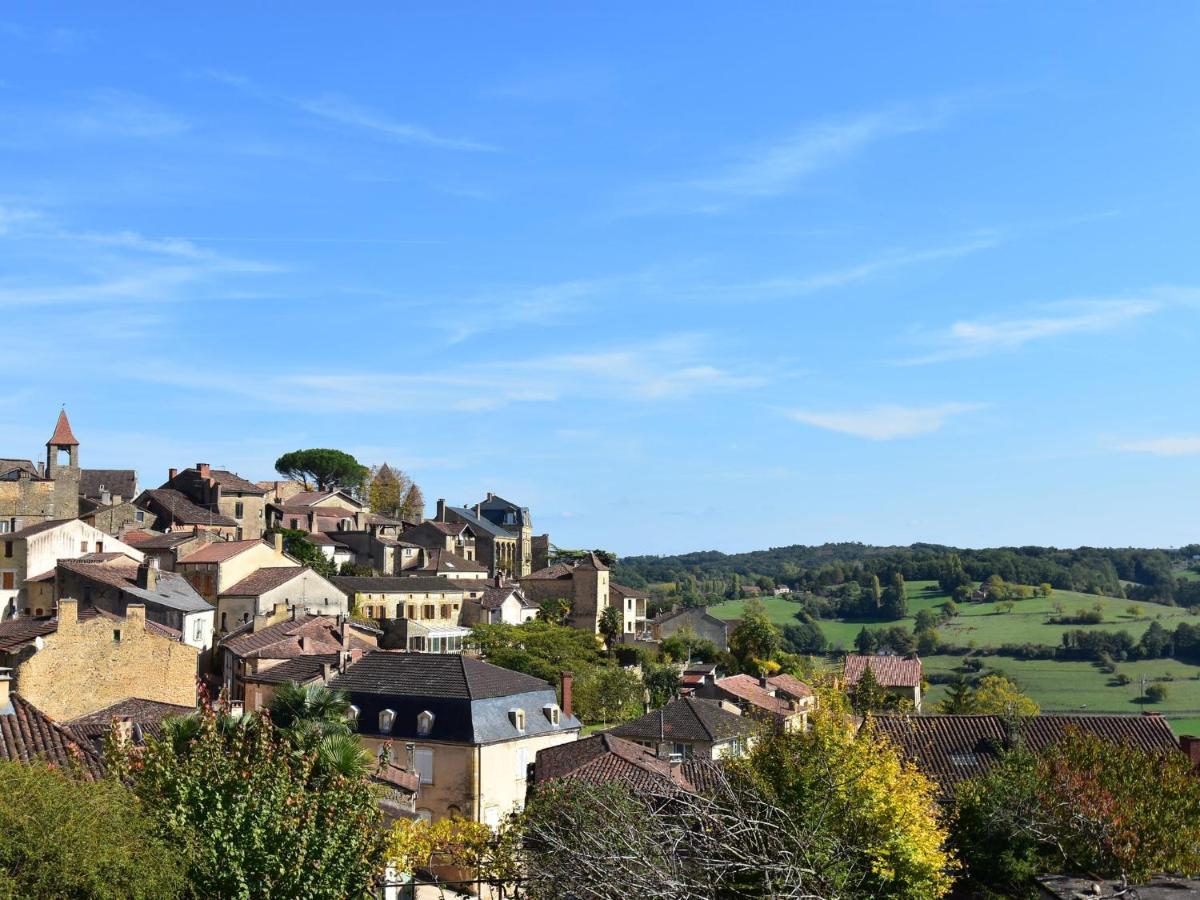 Refined Holiday Home in Villefranche Du Perigord with Garden Exterior foto