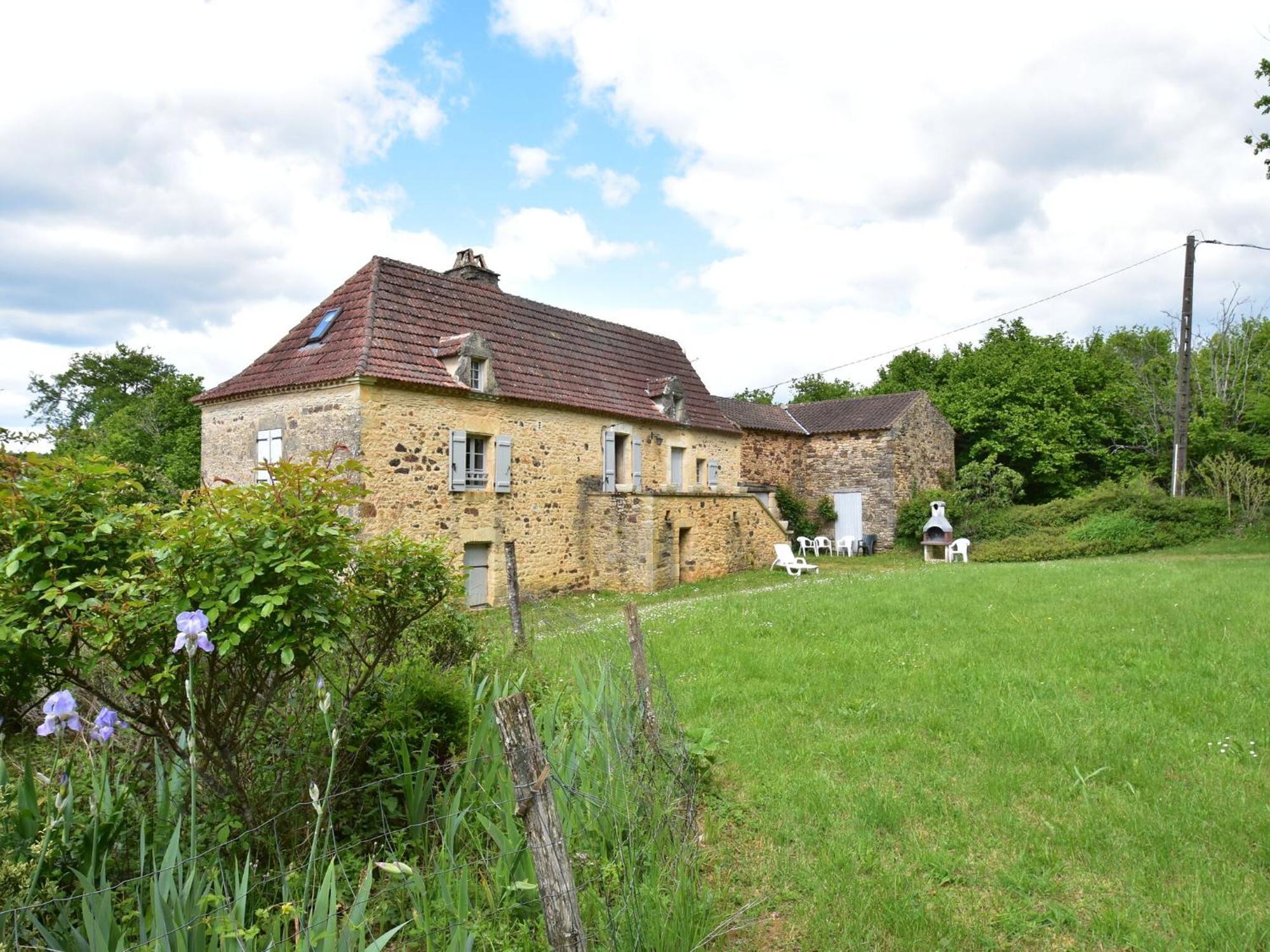 Refined Holiday Home in Villefranche Du Perigord with Garden Exterior foto